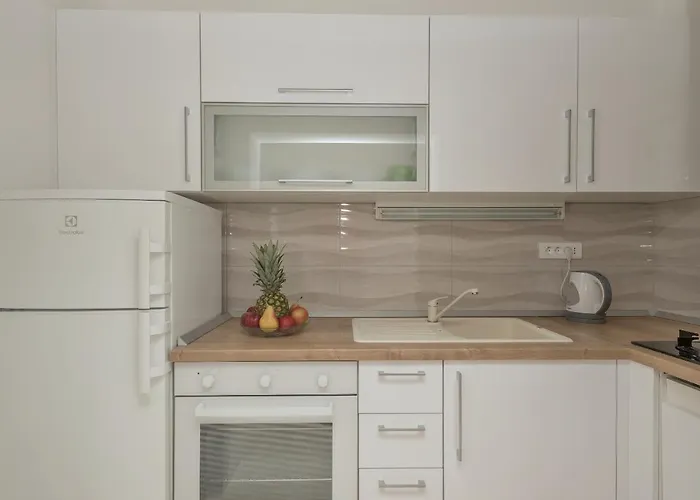 Pinto Apartment