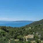 شقة Pinto