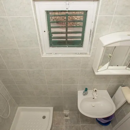 Pinto Apartment
